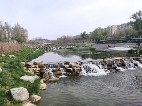 乌鲁木齐沿河路水磨河滨水景观带攻略|水磨沟公园