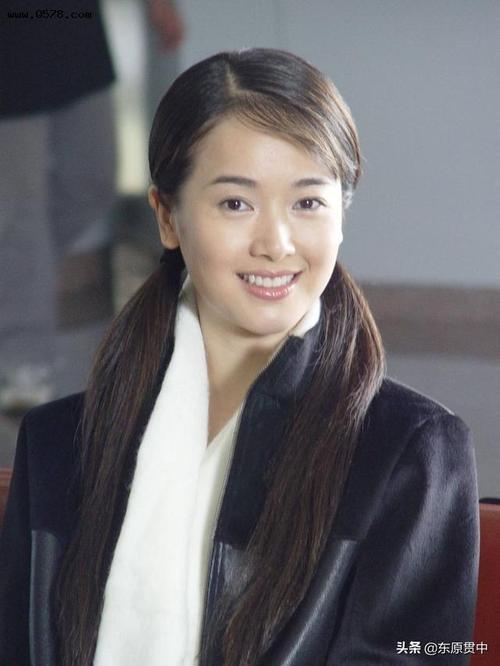 左小青,1977年6月25日出生于湖南省长沙市,毕业于北京电影学院,中国