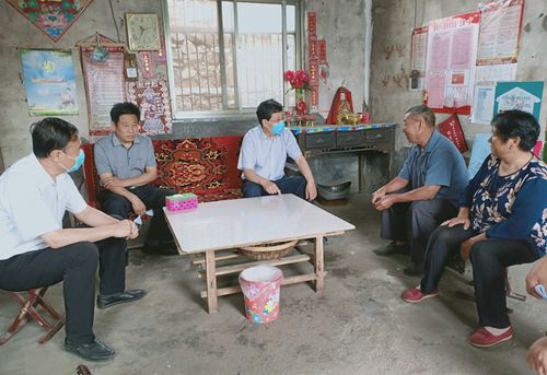杜昌华到泗水县遍访扶贫工作重点乡镇