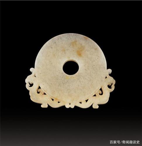 面对秦王的狡诈与威胁,与之斗智斗勇,将和氏璧完好从秦国带回到赵国的