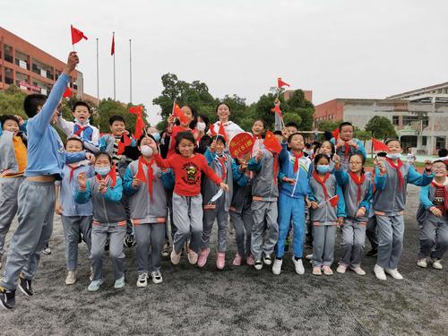 南昌三中高新校区一部小学部年度"第六届最美教室"系列展播之——六5"