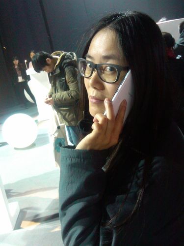 偶遇我朋克教主朱薇薇,让我对荣耀发布会感受到一丝科技与人文的亲吻