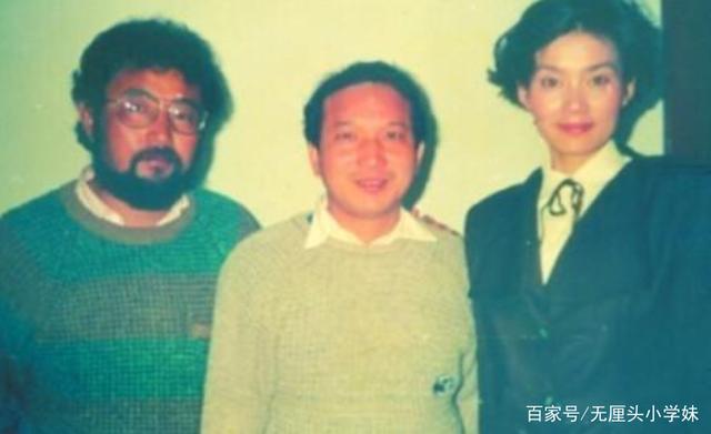 自从经历上一段感情之后,韩美林和潘虹都十分忌讳媒体的八卦新闻.