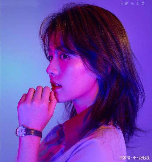 看《半是蜜糖半是伤》里,罗云熙白鹿演绎青涩朦胧的"