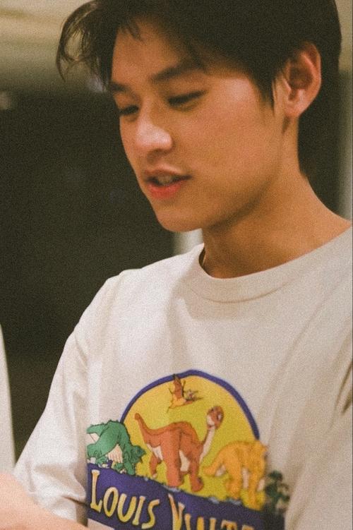 我觉得马群耀很丑啊