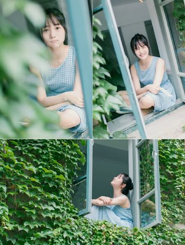 中戏校花"小青葱"李彦漫夏日清凉校园写真.