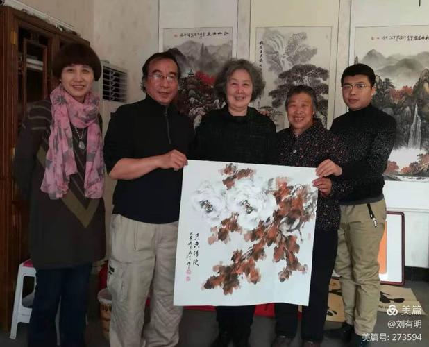 书画家到任丘书画创作基地挥毫泼墨