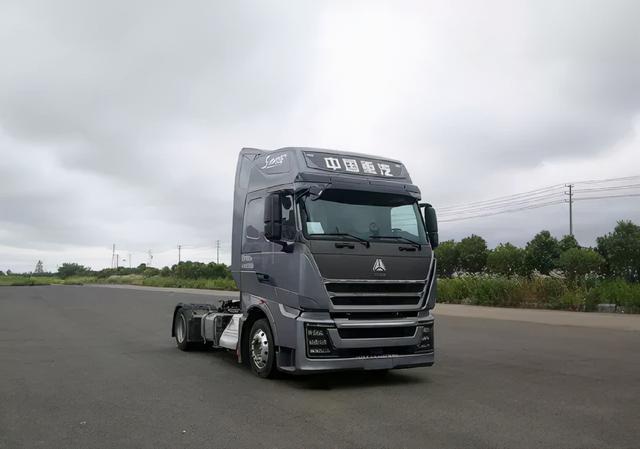 中国重汽又有5款600马力的重卡上新卡友对大马力车型需求如何