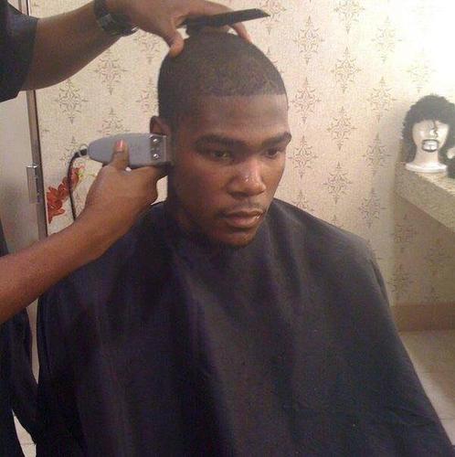 杜兰特为什么会被黑这么惨,这几张照片给你答案