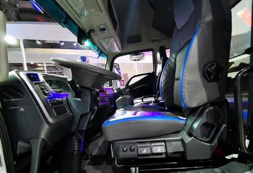 欧航rpro自动挡中卡,高顶双卧 空气悬架,会是行业"黑马"吗?