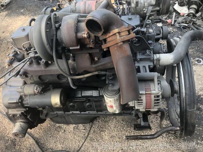 康明斯六缸6bt210.190.180.160马力四缸eq140.125马力发动机总成