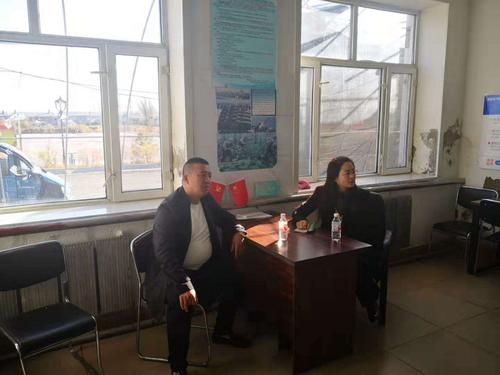 海伦市副市长陈春杰同志深入到海北镇指导工作