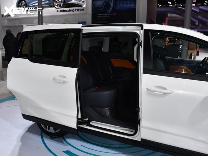 一汽奔腾nat上市 针对出行市场/5款车型