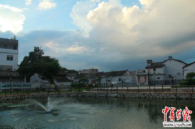 广东省梅州市丰顺县汤南镇新楼村村内景色 中国青年报中青线上见习