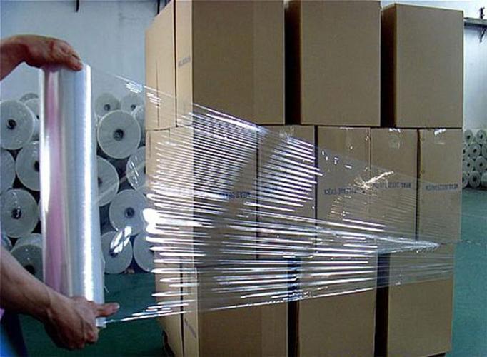 透明pe拉伸缠绕膜打包膜隔水,防尘,防锈打包使用膜厂家批发