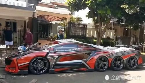 印尼小伙用2年时间把丰田改造成8轮跑车,侧面神似帕加尼,网友:太炫酷!