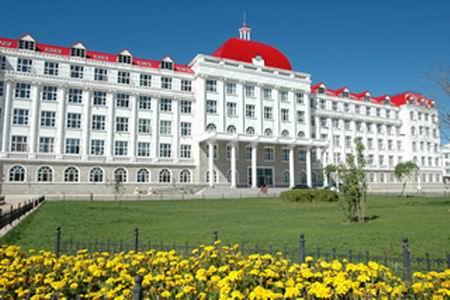  p>大兴安岭职业学院是2002年由 a target="_blank" href="/item