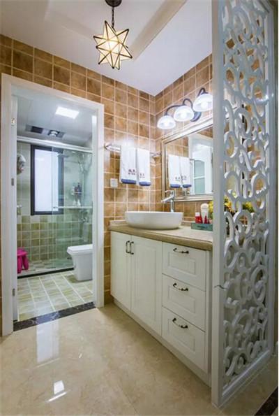 卫生间干湿分区装修案例