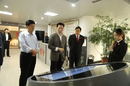 【动态】郑州中院院长李志增到中牟法院调研