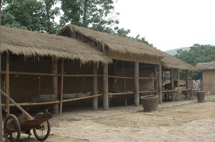 jpg  br> 尺寸:2240 × 1488