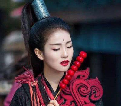 《招摇》完结后白鹿再演霸气女主 男主是《三生三世》里的他