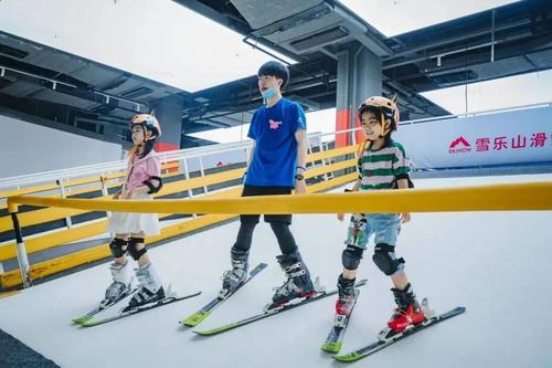 skinow雪乐山室内滑雪馆滑雪爱好者的天堂仅499元享门市价495元的滑雪