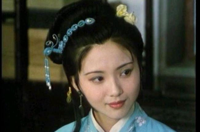 相信老一辈的观众一定看过《杨乃武与小白菜》,这部剧中的女主小
