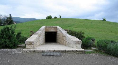 腓力二世大墓博物馆入口