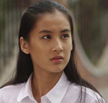 黄圣依 同样是周星驰执导的电影,《功夫》中的黄圣依.