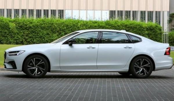 沃尔沃s90和宝马5系怎么选 沃尔沃s90配置丰富顶配仅售50万