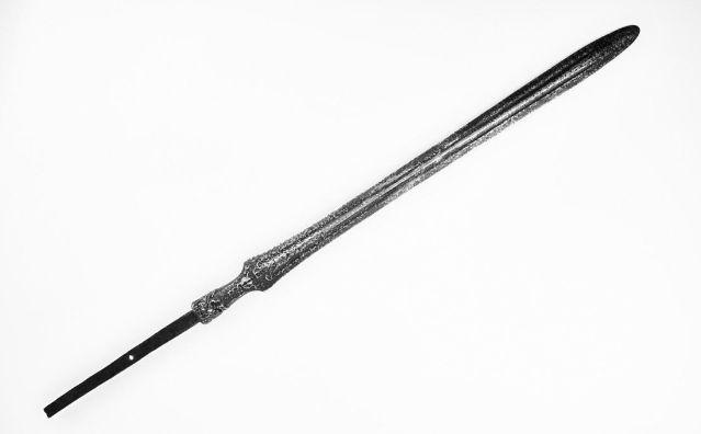 3件消失的古代兵器:一件成本太高,一件不能陪葬,一件已然成谜