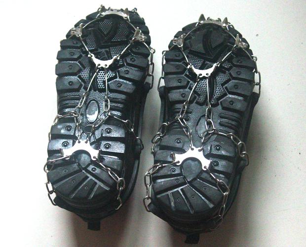 户外18齿 8齿链条冰爪鞋套不锈钢冰抓雪地泥地防滑脚套登山鞋钉