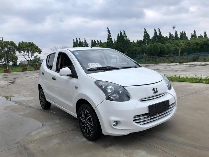 2017年7月众泰 云100 s 豪华型