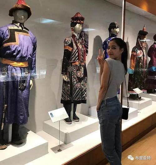 来自布里亚特共和国娜仁格格