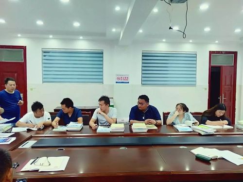 教育管理泗县三中召开2019年新聘教师岗前培训会