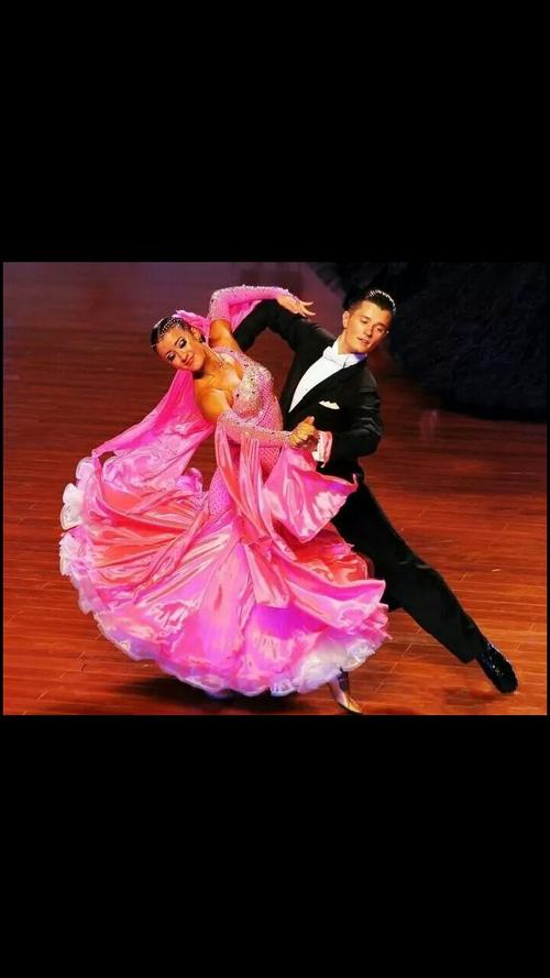 国际标准舞图片