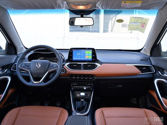 宝骏510手动挡车型