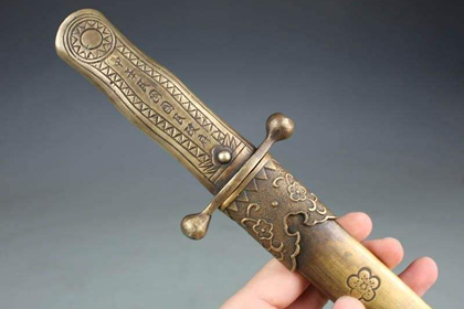 剑锋金命在几月出生财运最好