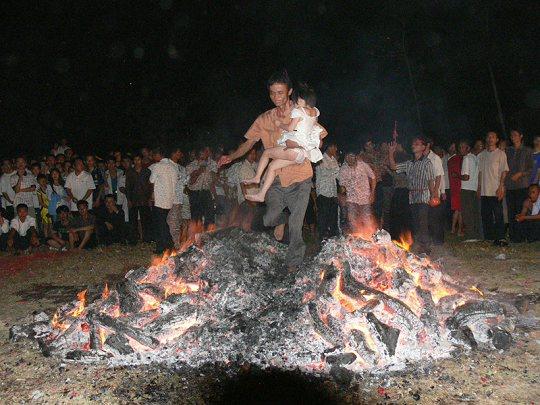 海南省公期(军坡)胆小勿看!