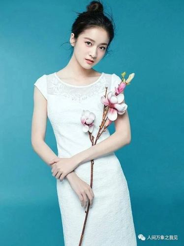 张雪迎肌肤雪白,化身元气少女,真的是很漂亮美丽,请一