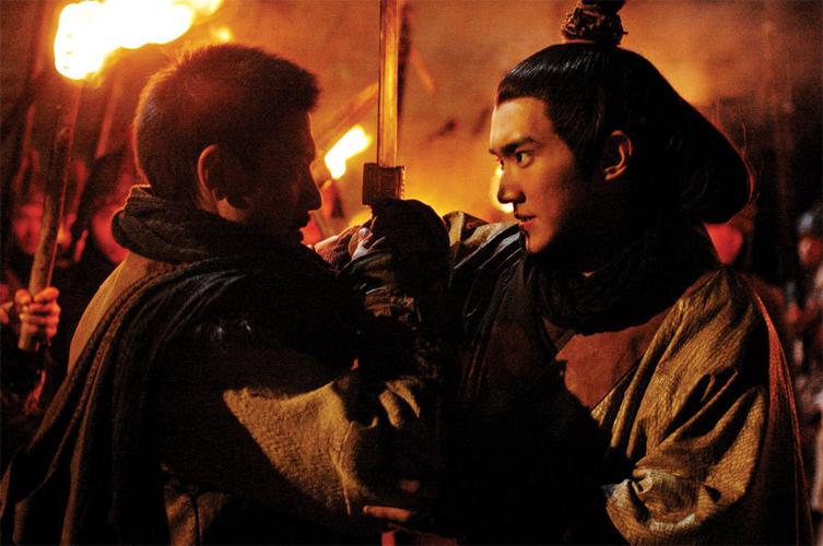 《墨攻》幕后事,刘德华剃光头遭导演反对,吴奇隆因三个孩子苦恼