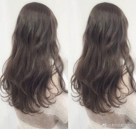 就是比较自然的卷发. 我是个学生,想扎起马尾的时候比较好看. 但