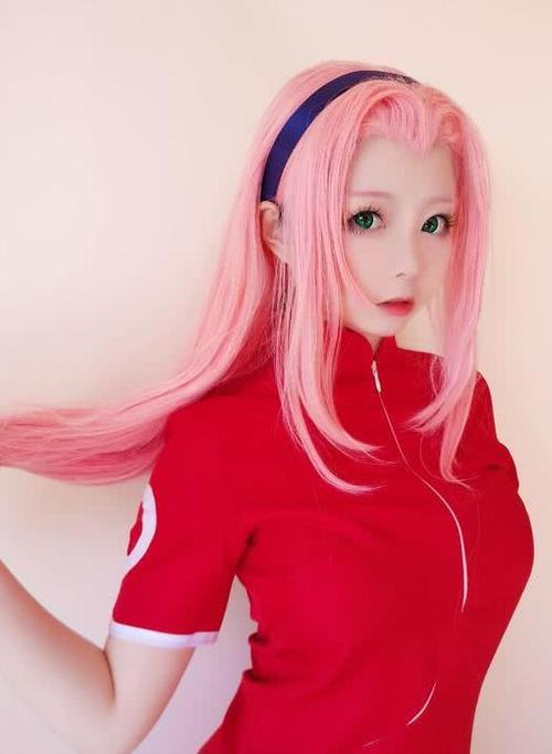 《火影忍者》cos,短发小樱才是"真大佬"!特效堪比