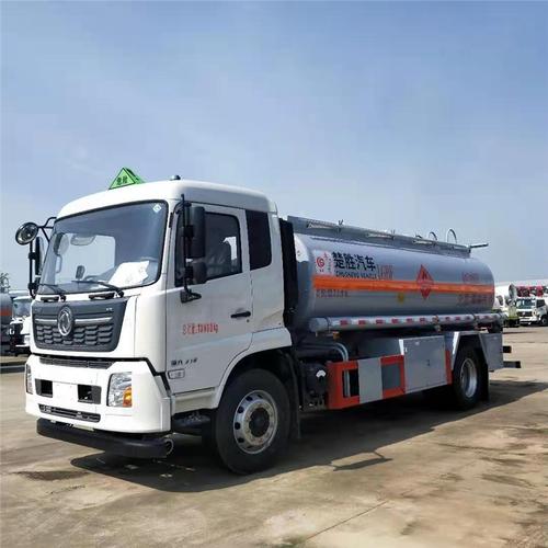 12.7方加油车包上牌 包送上门 可在线咨询