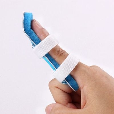 c带钢板小手指护套支具手指固定带小拇指护具骨折扭伤骨裂夹板支