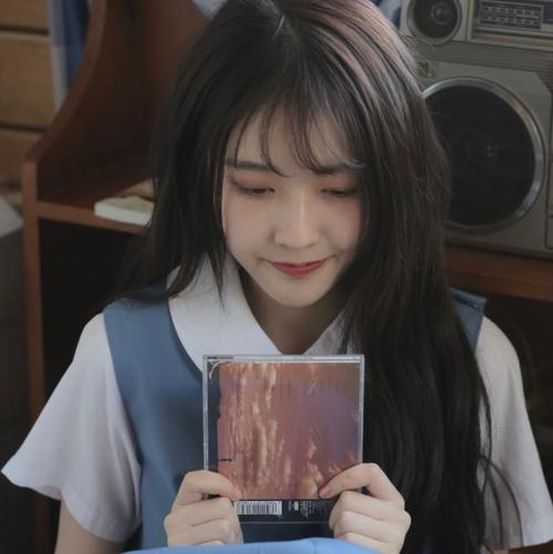 有哪些好看高清无水印的女生头像