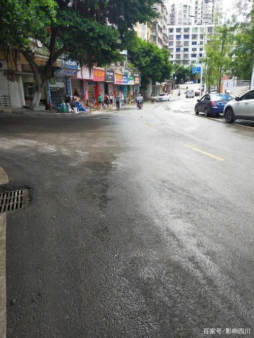 内江市中区白马镇汛后清淤志愿者们在行动
