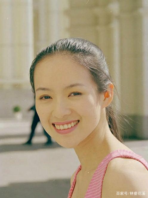 章子怡清纯,性感,靓丽的早期照片,看着这些照片你想说