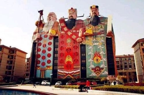 前方高能!速来参观国内外那些让人哭笑不得的建筑