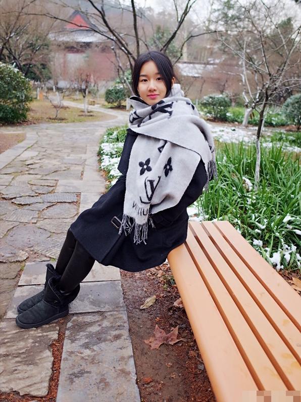 孟非的女儿孟星亚高颜值照片